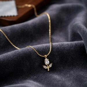Stylish White Tulip Chain
